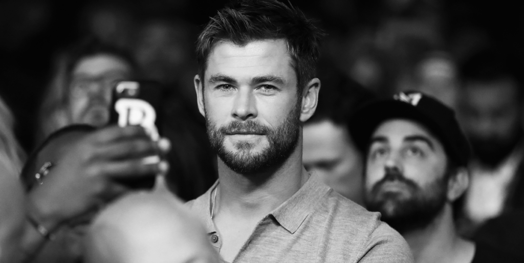 15 Gifs Chris Hemsworth dans lesquels vous voudrez vivre