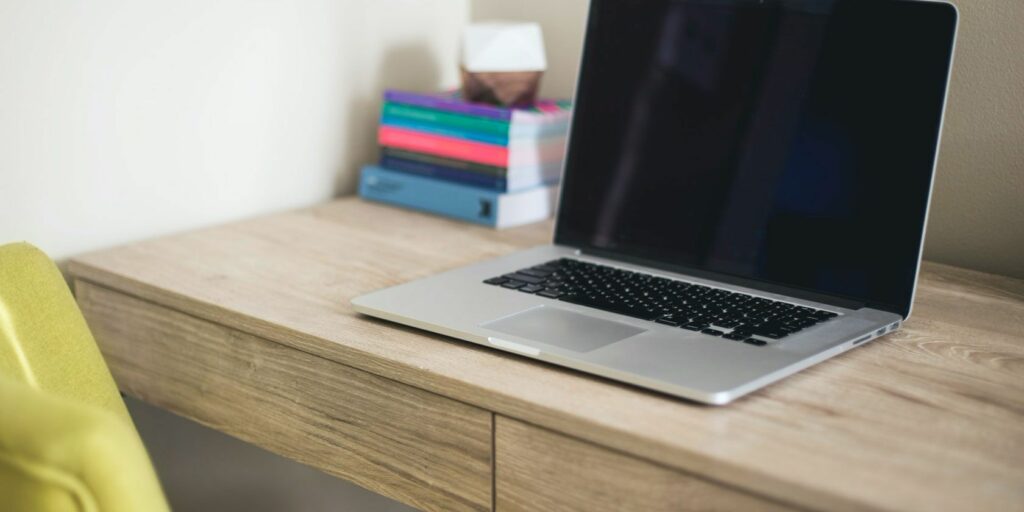 Image of a MacBook with a blank screen