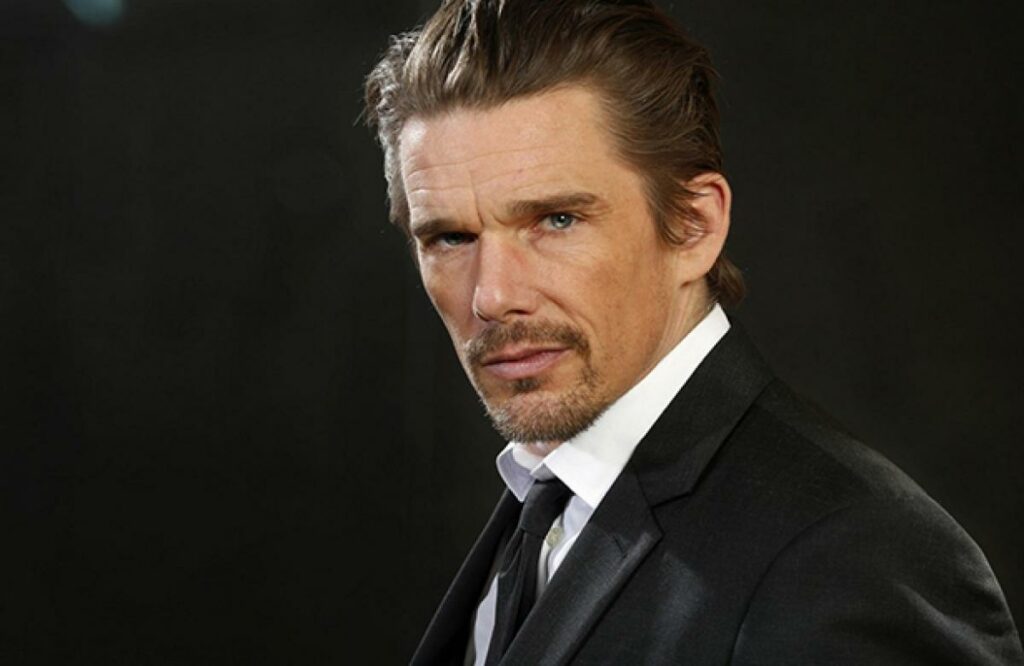 L'acteur Ethan Hawke critique les films de super-héros comme Logan