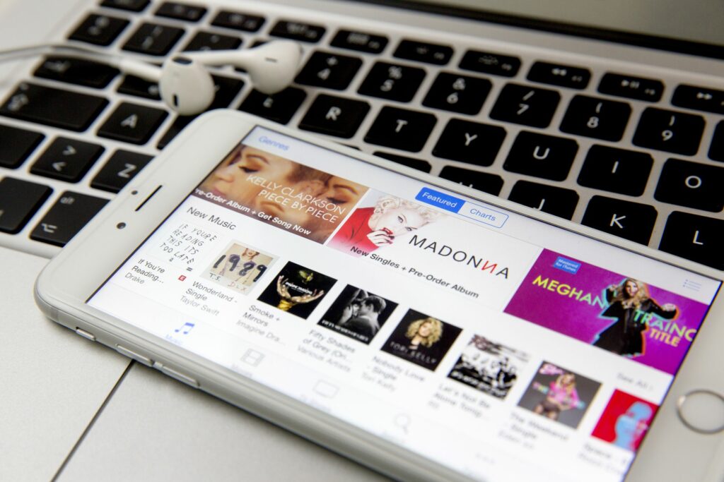 Sources musicales gratuites pour iPhone et iTunes