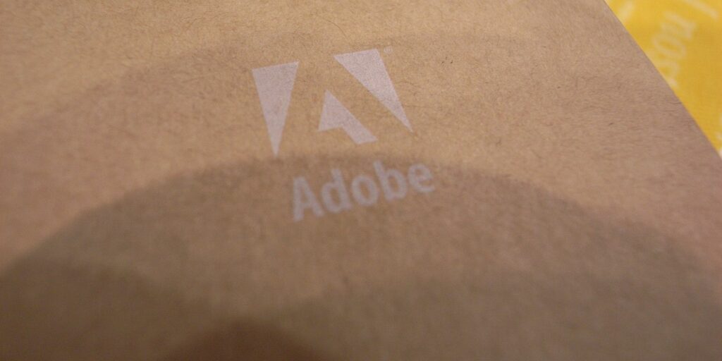 adobe-flash-logo-faded