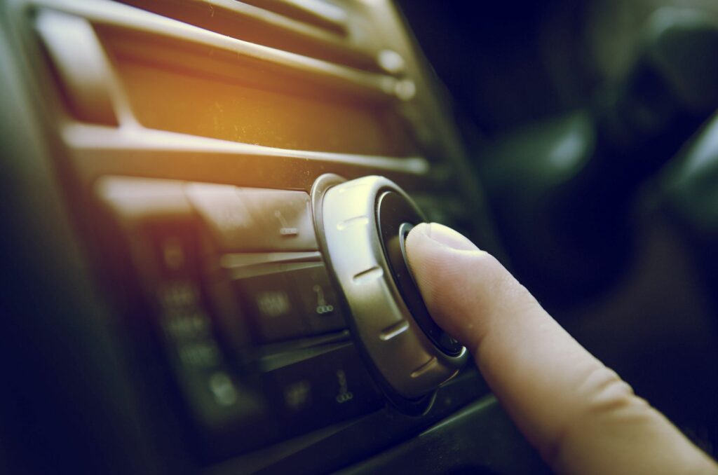 Comment fonctionnent les amplificateurs d'antenne de voiture