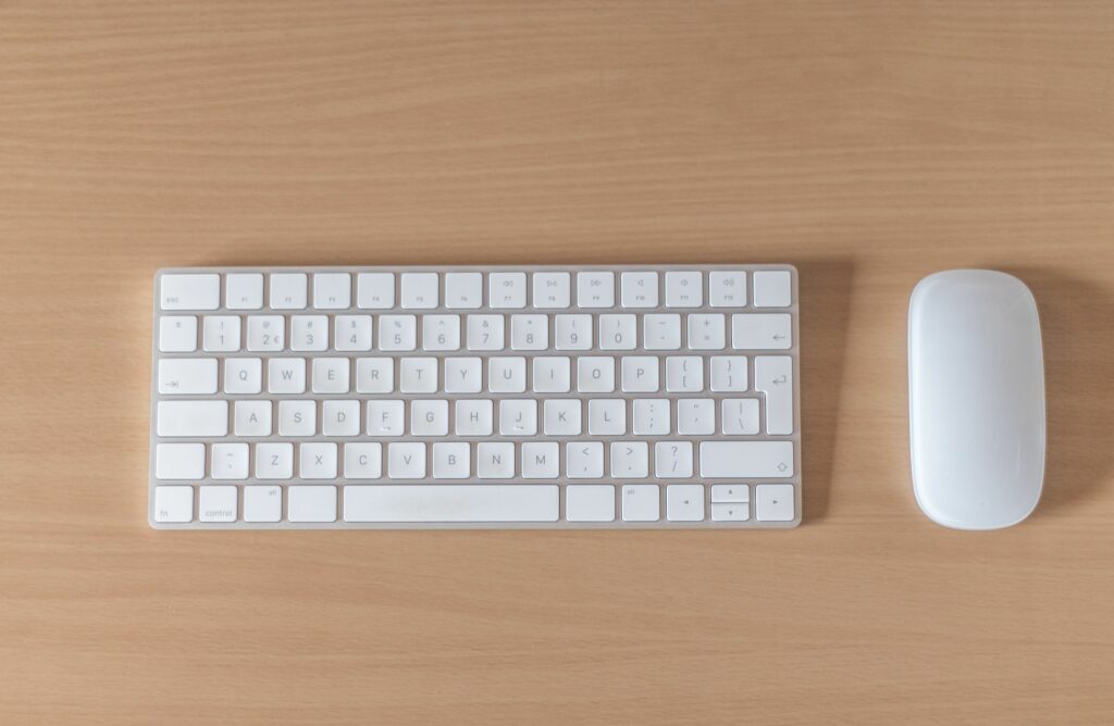 Comment installer un clavier et une souris sans fil