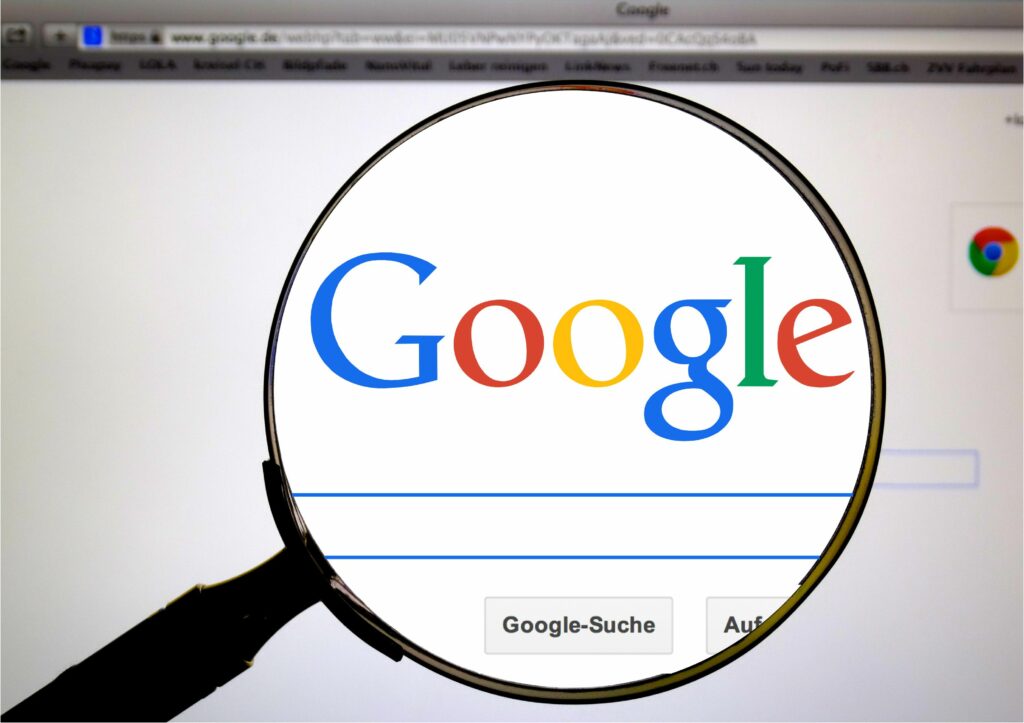 Comment rechercher un domaine spécifique sur Google