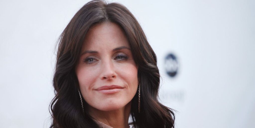 Courteney Cox vend sa maison car elle pense qu'elle est hantée