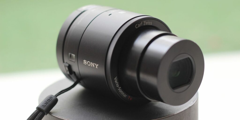 Examen et cadeau de l'objectif connectable pour smartphone Sony DSC-QX100