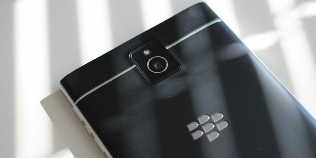 blackberry-passport-phone