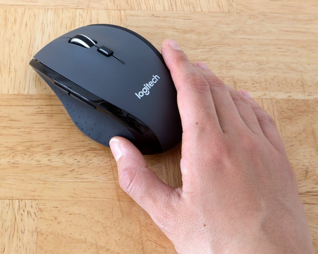 Test de la souris Logitech Marathon M705