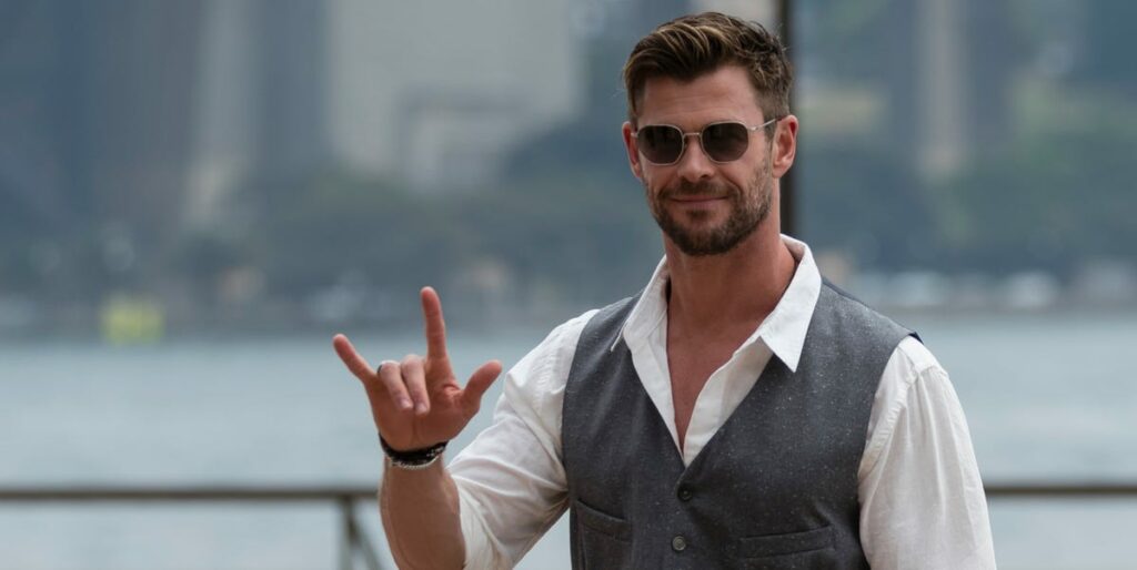 Chris Hemsworth qualifie Ryan Reynolds de "pire acteur" d'Hollywood