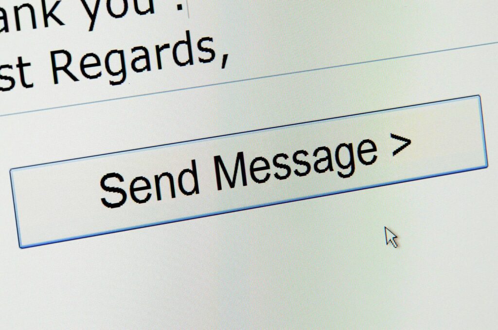 Comment envoyer des messages en texte brut dans Outlook