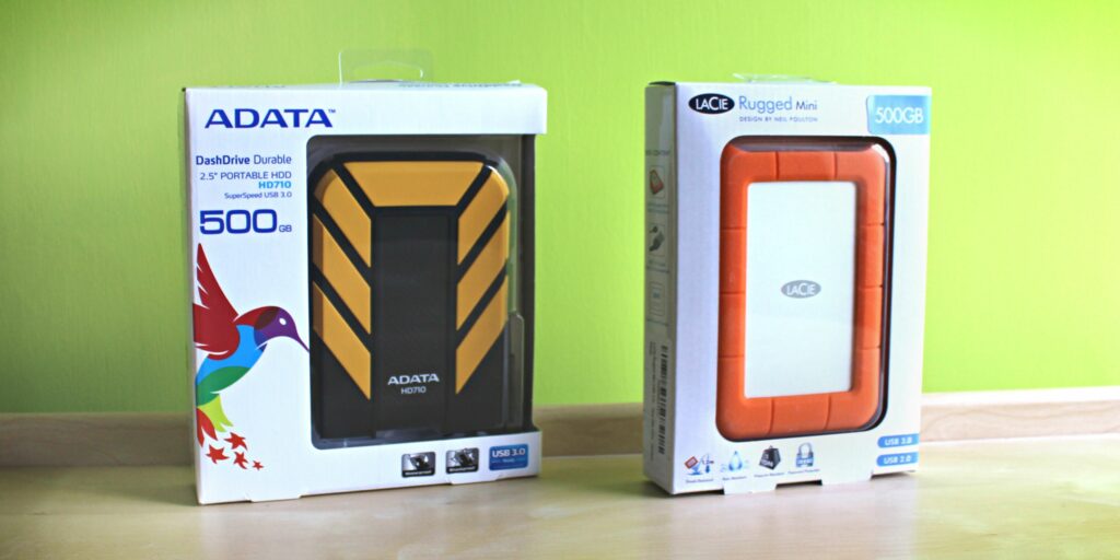 Lacie Rugged Mini vs AData DashDrive Durable : examen comparatif et cadeau