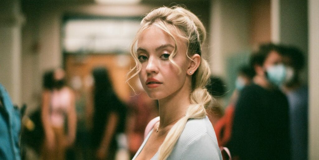 « Neuphorique » : Sydney Sweeney coupe les « nus inutiles » de Cassie