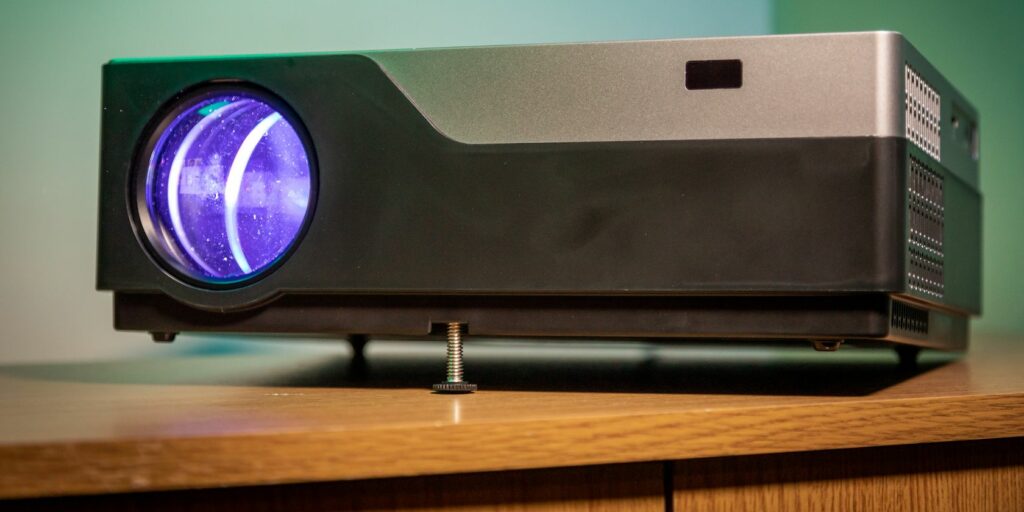 Vankyo V600 : un projecteur à prix abordable, lumineux et lumineux