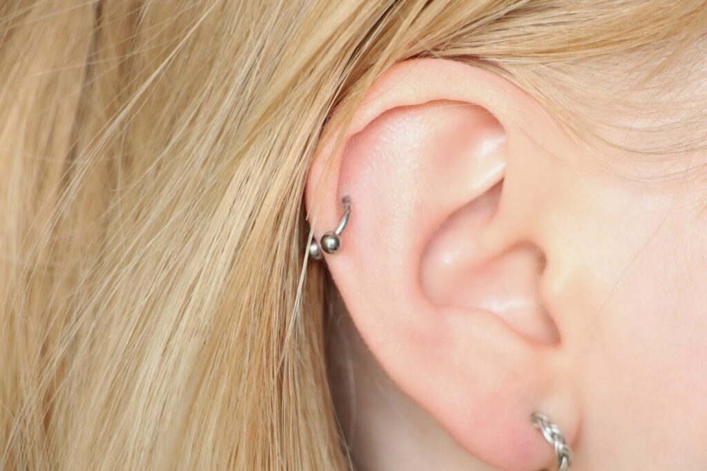 Comment retirer son premier piercing ?