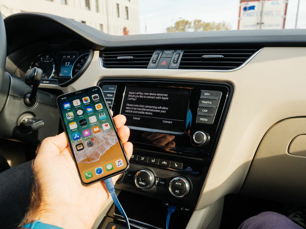 Apple CarPlay : qu'est-ce que c'est et comment le connecter