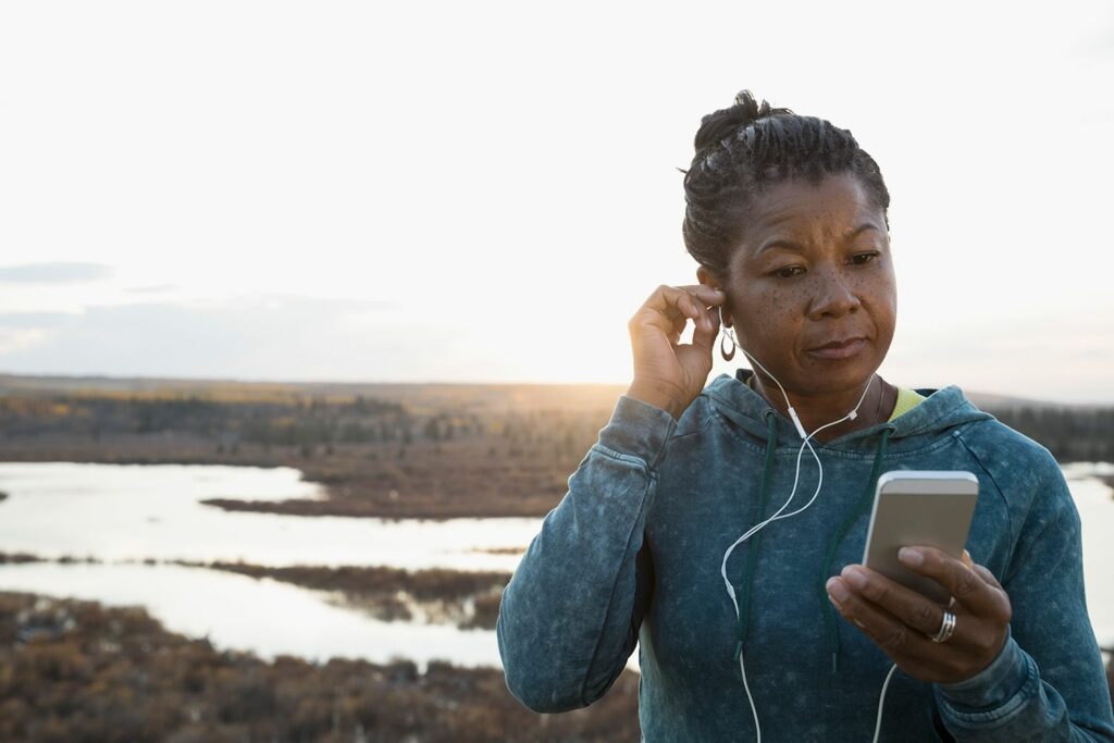 Comment contrôler la musique de l'iPhone avec un casque