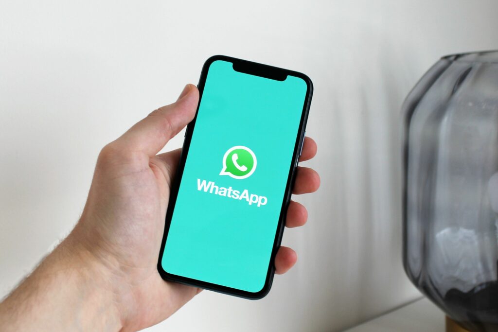 Comment se déconnecter de WhatsApp sur iPhone ou Android