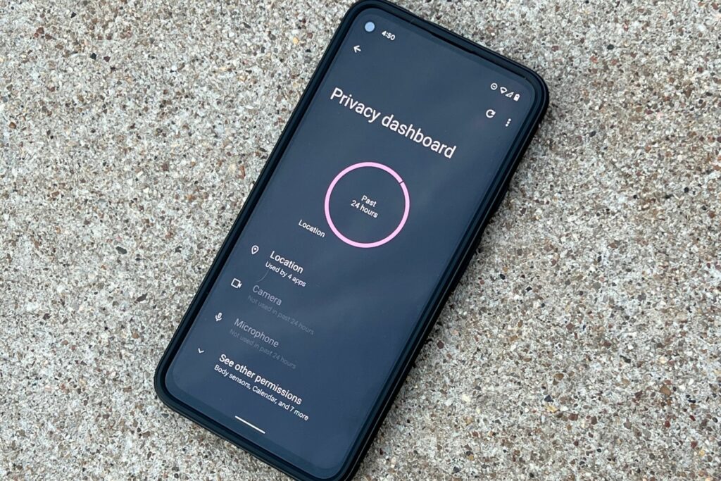 Comment accéder au tableau de bord de confidentialité Android 12