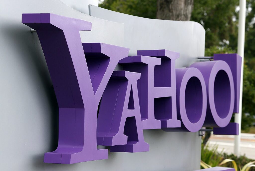 Comment afficher d'autres comptes de messagerie via Yahoo Mail