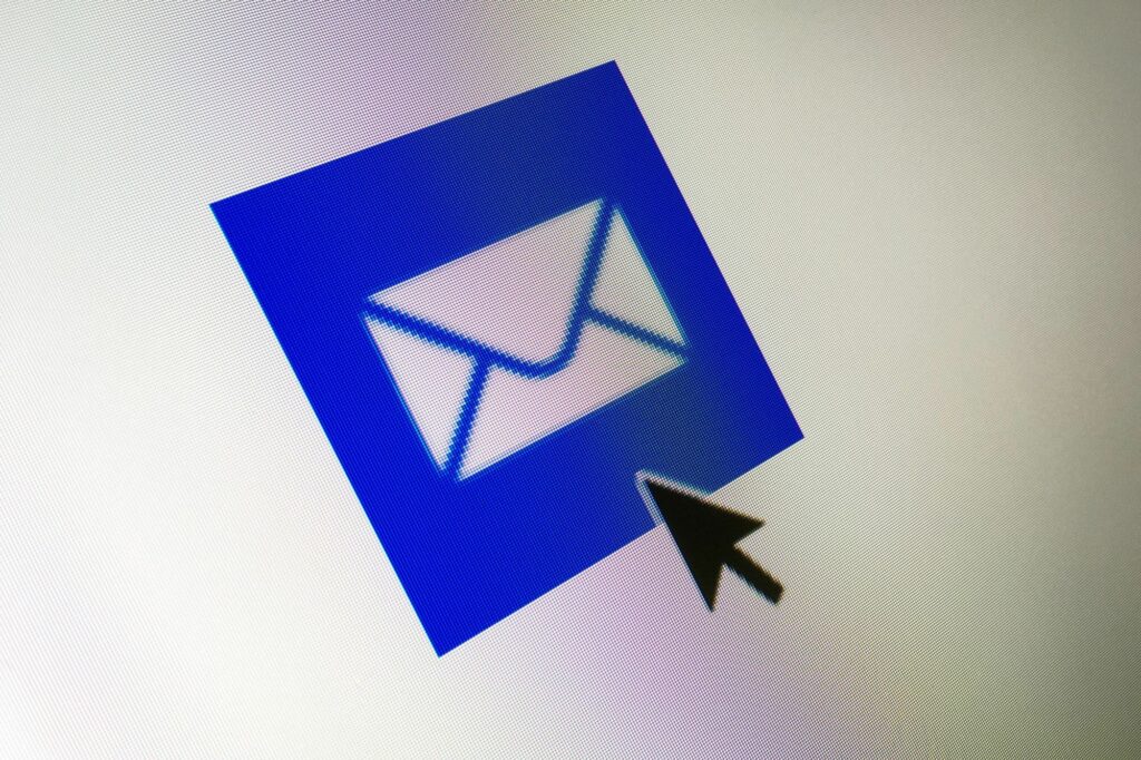 Composer et envoyer des e-mails dans Windows Mail